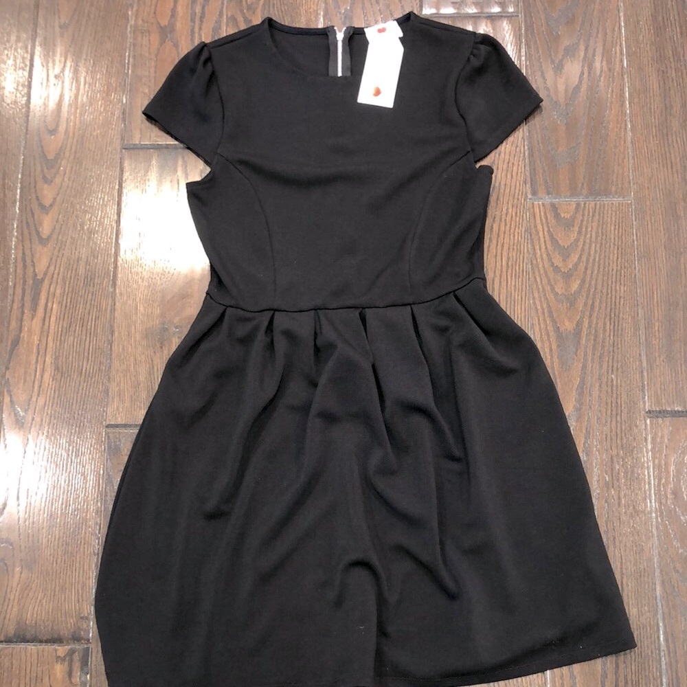 One clothing black dress size medium new with tags